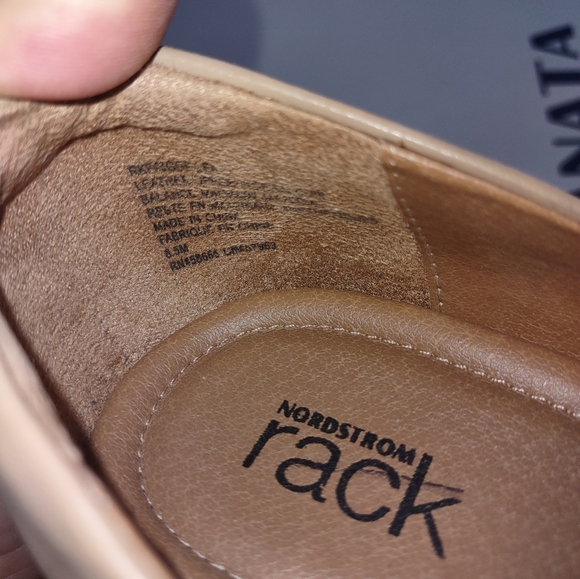 Nordstrom rack women's shoes size 8.5us - Picture 7 of 7
